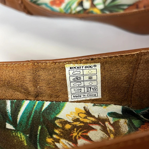 Imperfect Rocket Dog flats size 7.5 neutral flats criss cross front braided - Picture 11 of 13